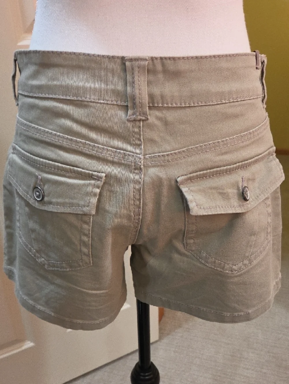 UNIONBAY Women's Tan Casual Shorts - Picture 3 of 6